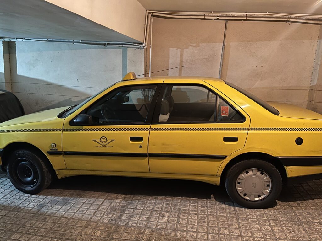 تاکسی پژو ۴۰۵ تمیز مدل ۸۸